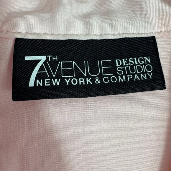 🌺NEW YORK & CO Pink Eyelet Button-down Cotton Blend Blouse Size Large-- Worn 2X🌺 - Picture 3 of 5